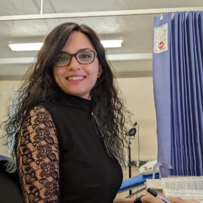 Dr Yagmur Cicek Akkurt